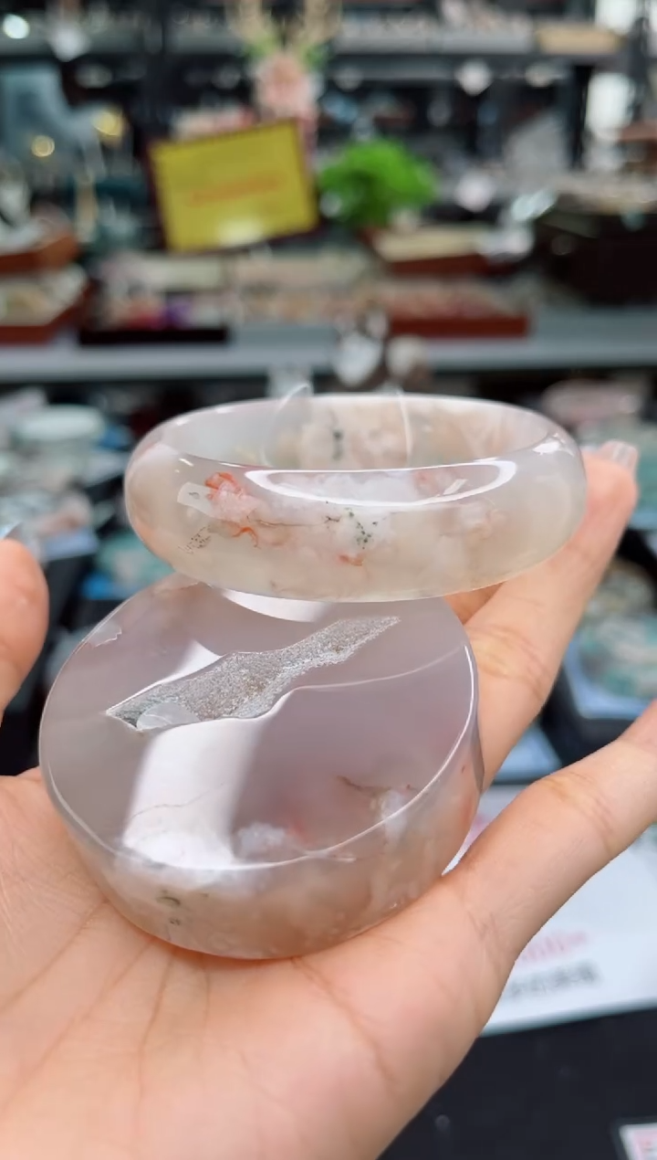 【闪购商品】石英质玉手镯未镶嵌59圈口（赠品镯心）3571327