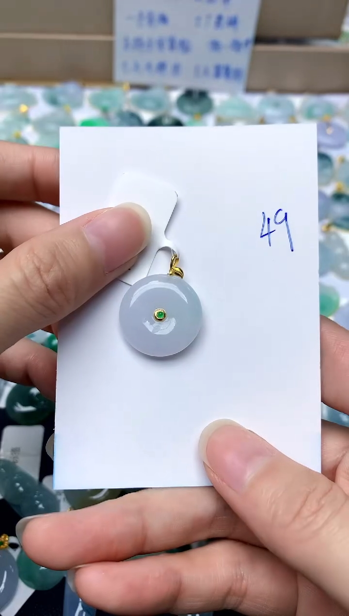 【闪购商品】翡翠颈饰18K金镶嵌49天然A货翡翠