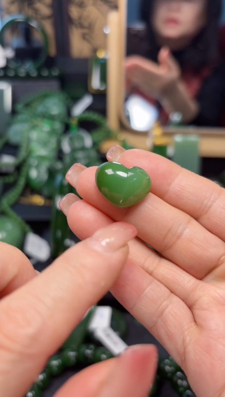 【闪购商品】和田玉（碧玉）挂件未镶嵌1