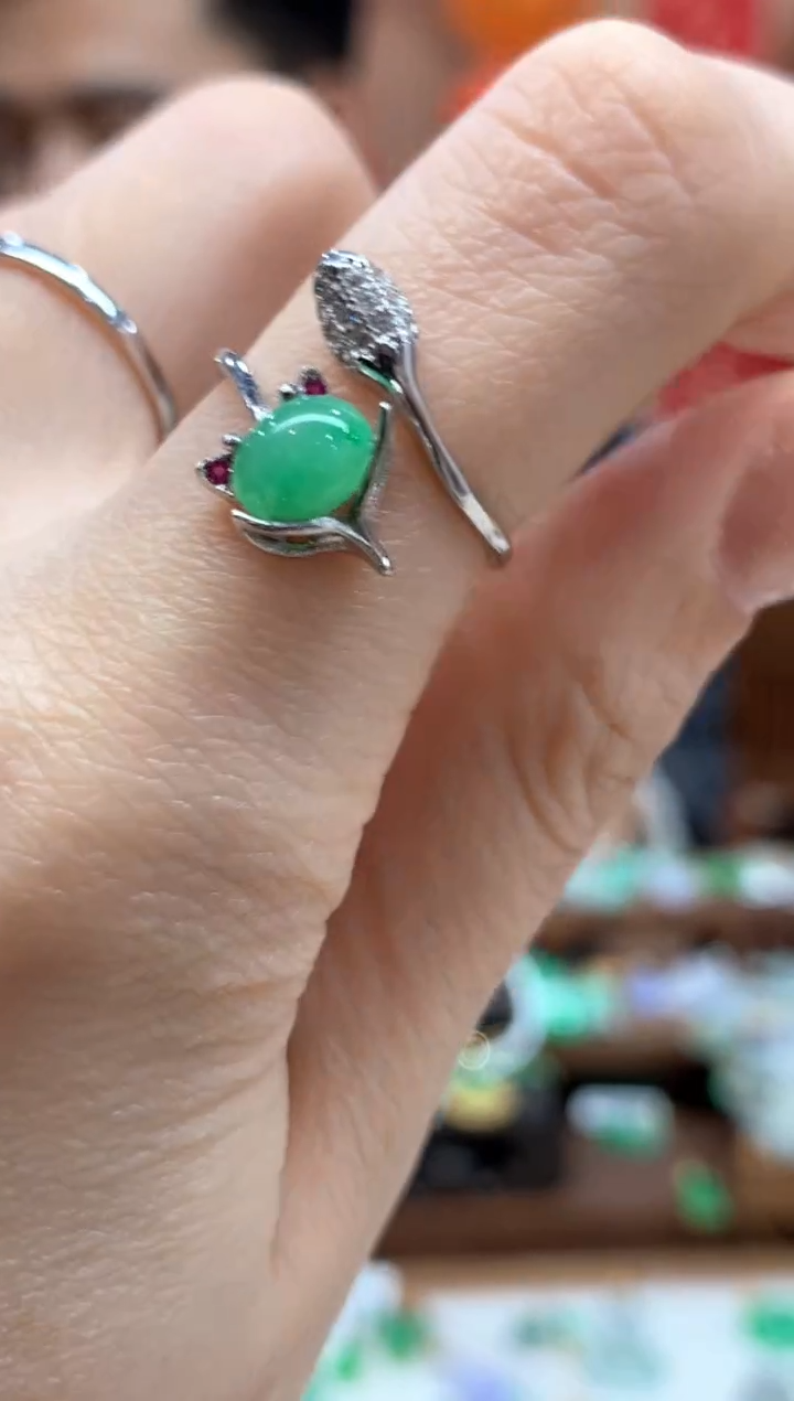 【闪购商品】翡翠戒指银S925镶嵌戒指