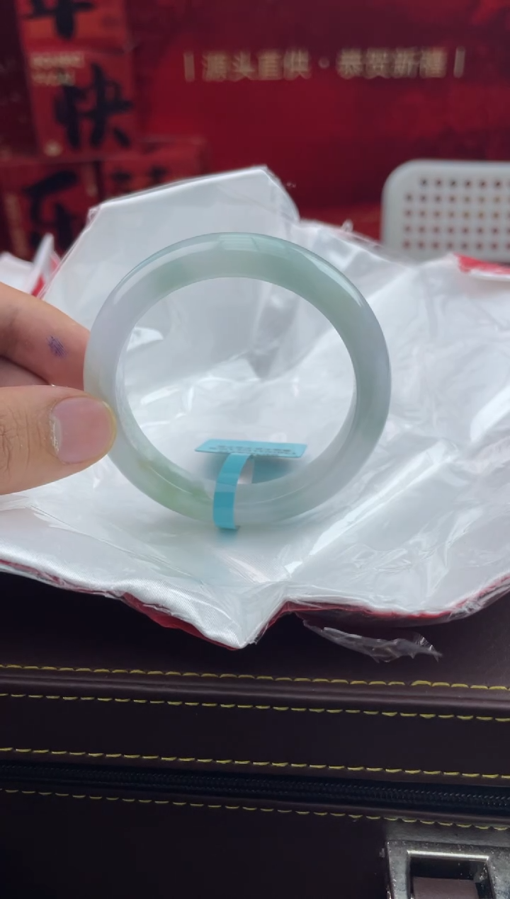 【闪购商品】翡翠手镯未镶嵌1翡翠手镯