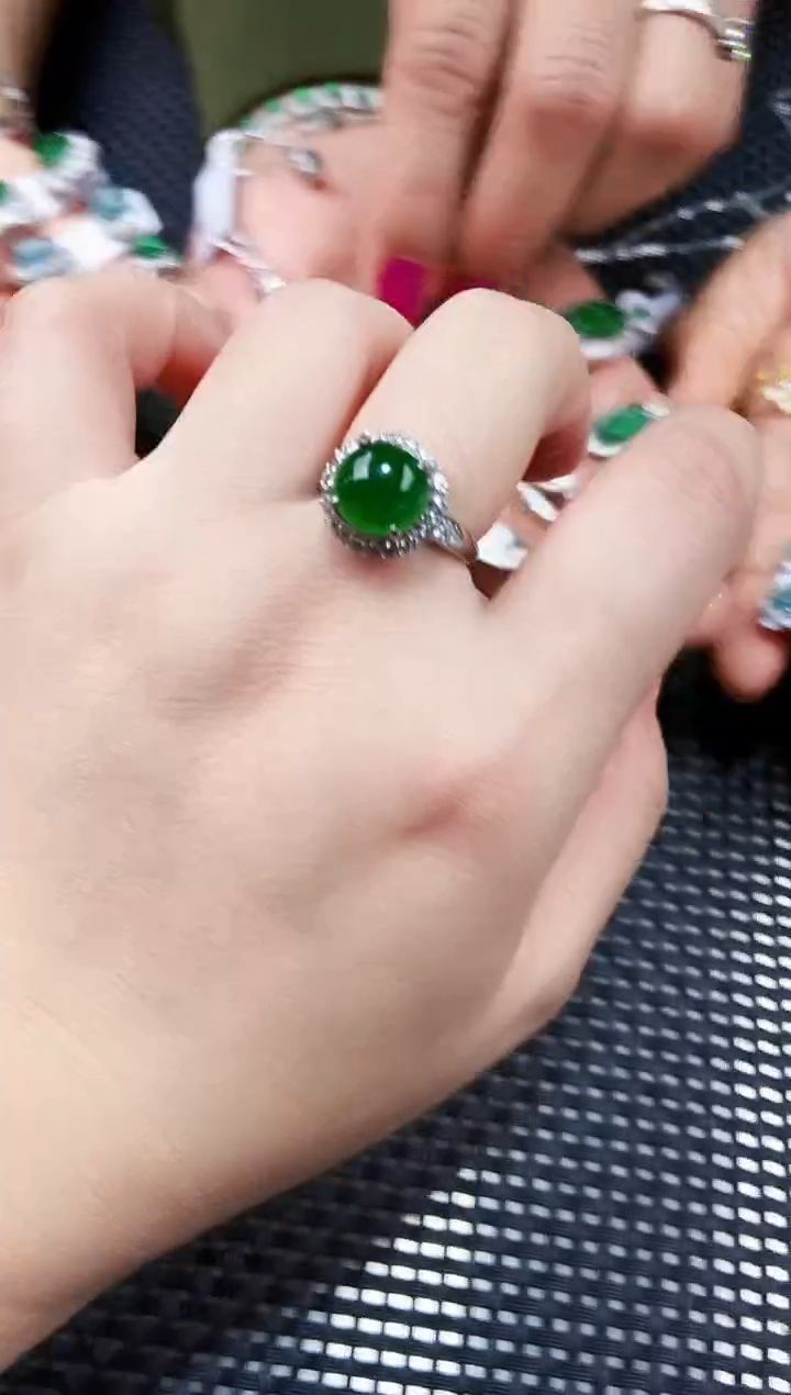 【闪购商品】翡翠戒指未镶嵌11111111