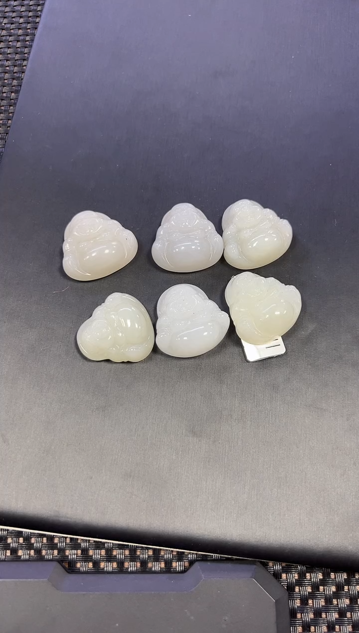 和田玉未镶嵌颈饰（多样性发一件）