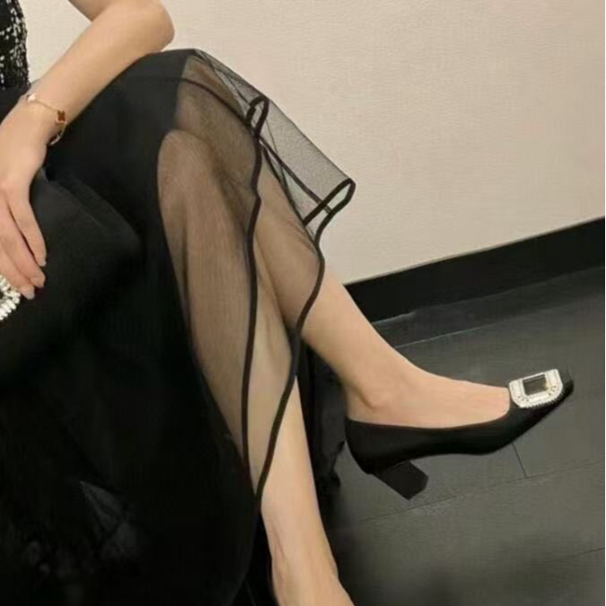 【早春新款】2025经典舒适气质流行平底百搭方钻女单鞋