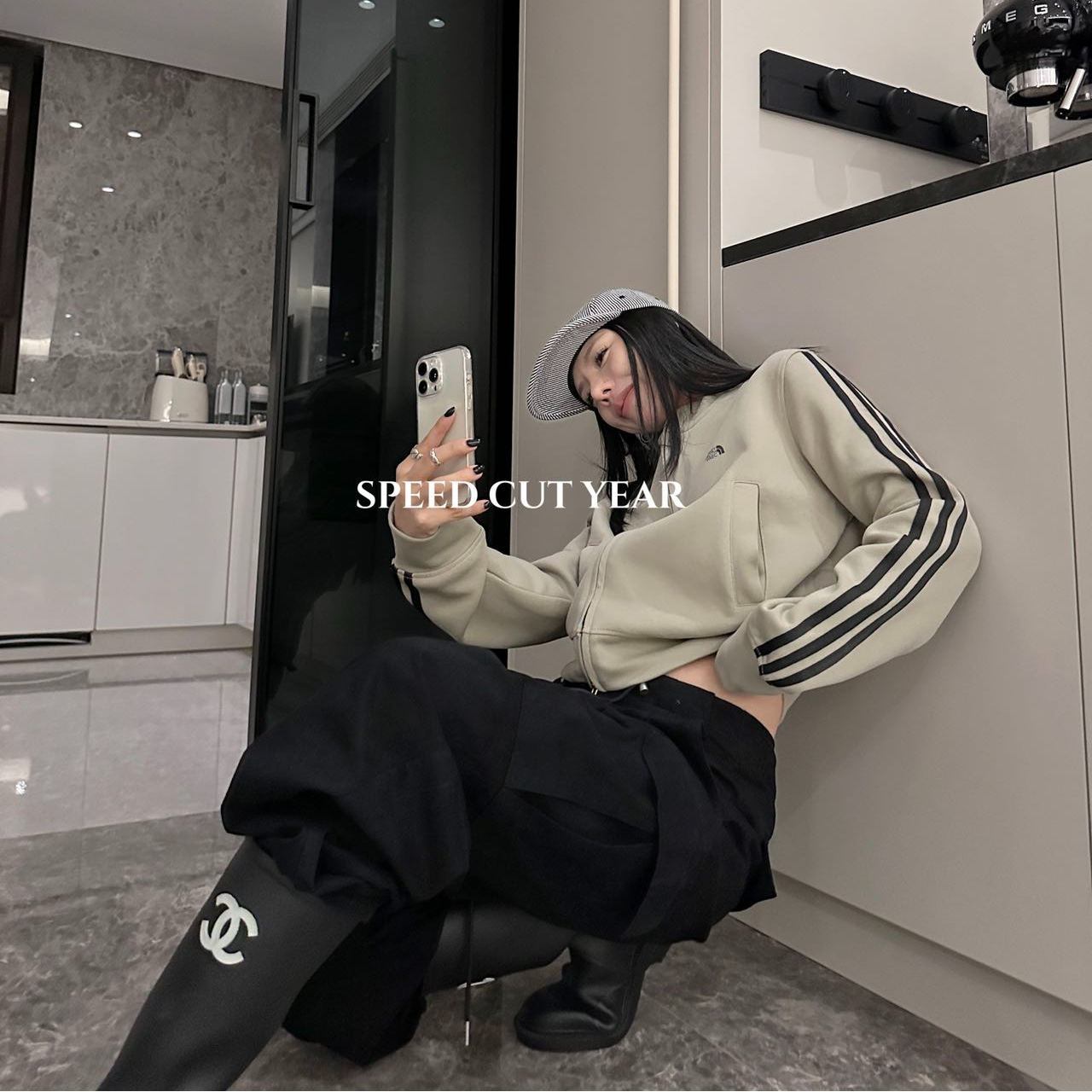 2025早春新款韩版潮牌高级色系拉链外套女33030
