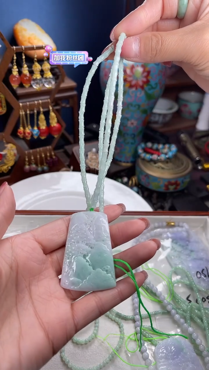 未镶嵌挂件翡翠小*，120542+120870翡翠吊坠