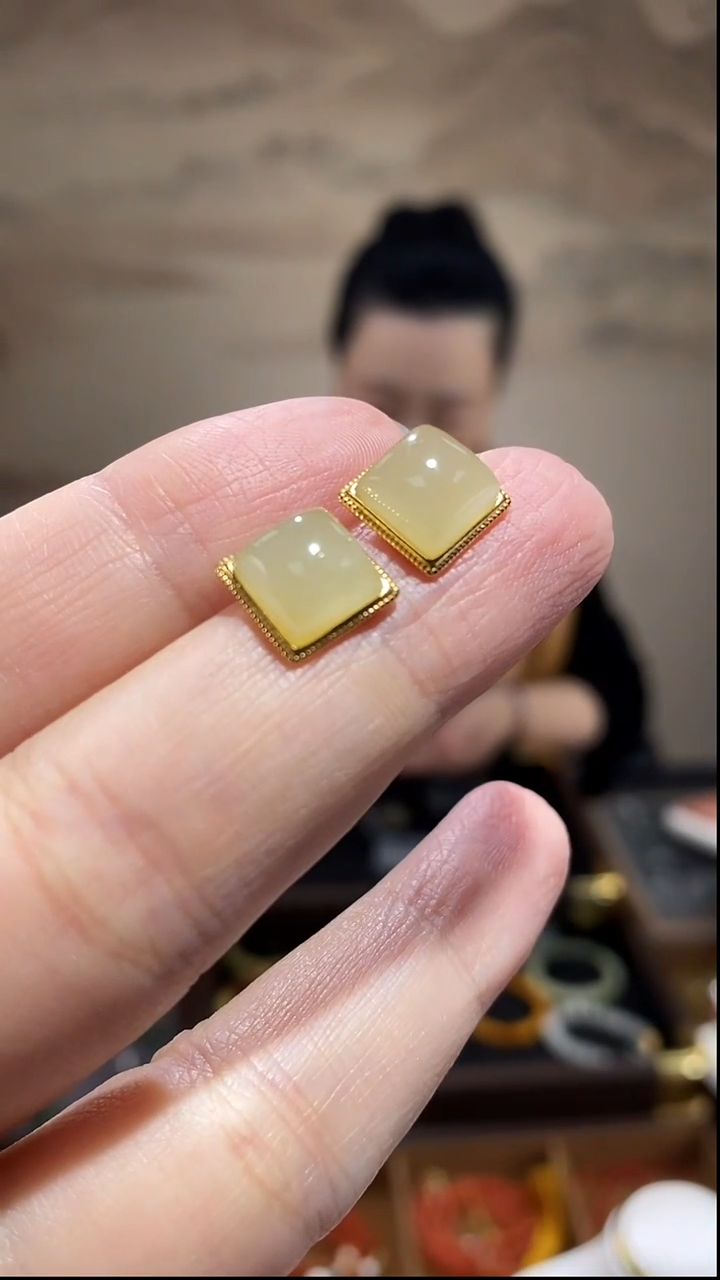 银S925镶嵌和田玉耳饰EZ4868