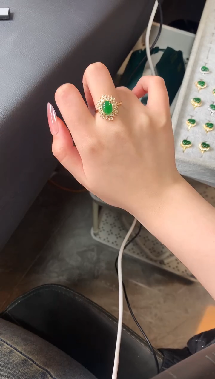 【闪购商品】翡翠戒指银S925镶嵌52141