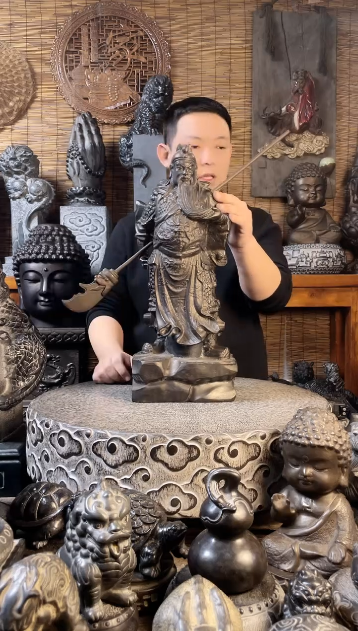 【闪购商品】50关公天然青石雕刻