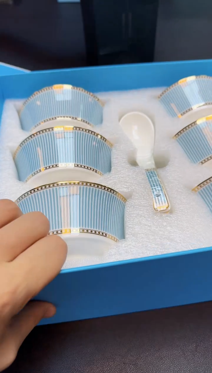 【闪购商品】瓷片全新正品一件不留@@H1836