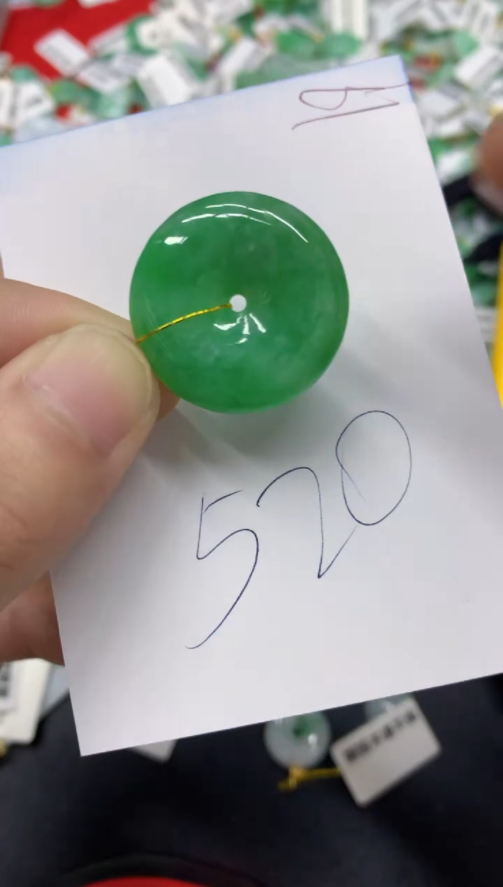 【闪购商品】翡翠颈饰未镶嵌翡翠