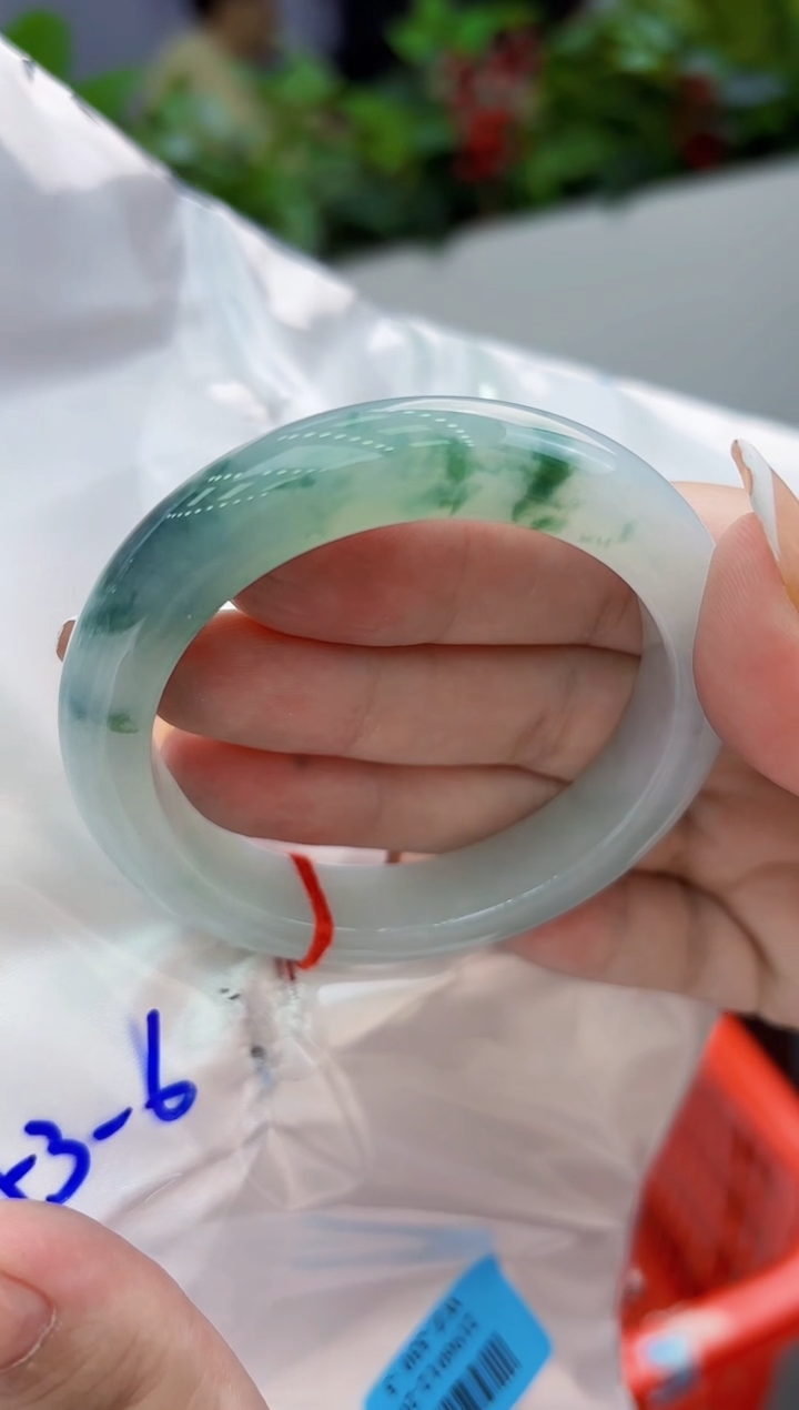 【闪购商品】翡翠手镯未镶嵌翡翠手镯