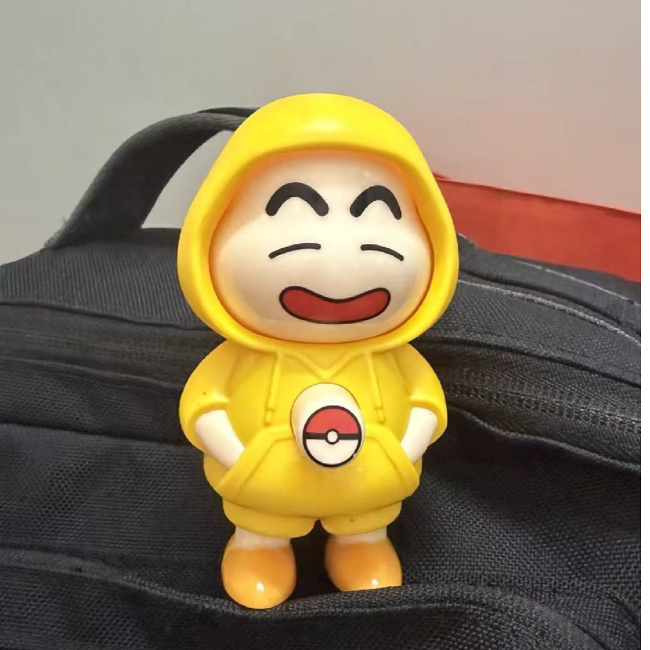 变脸小新桌面摆件玩具