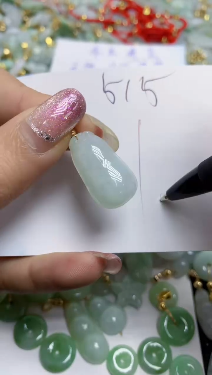 【闪购商品】翡翠颈饰合金天然翡翠A货