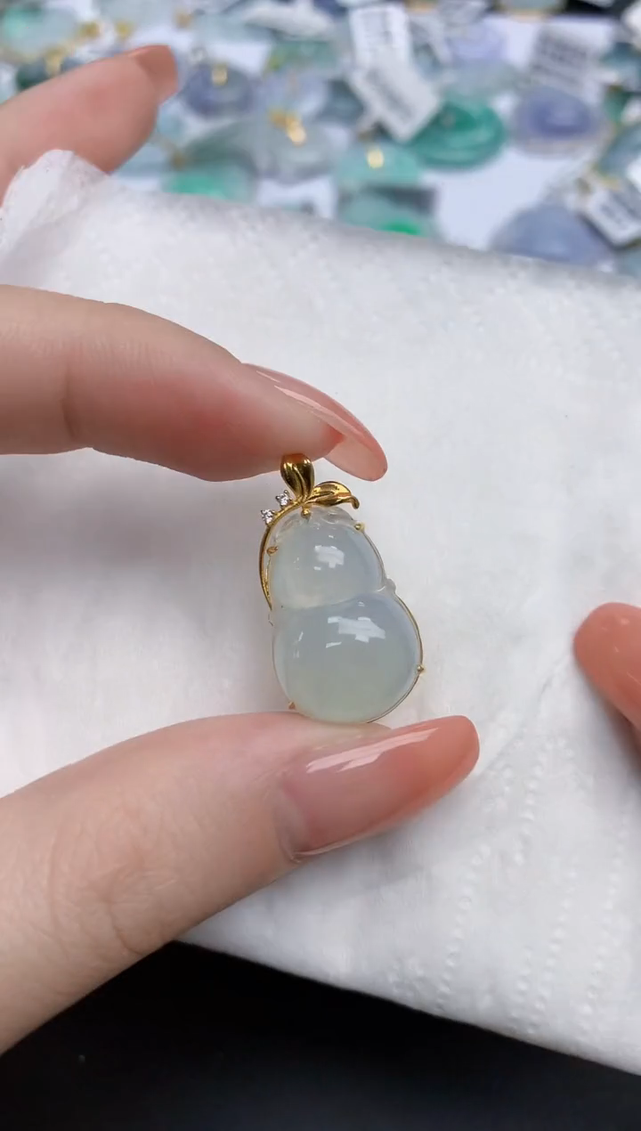 【闪购商品】翡翠颈饰18K金镶嵌天然缅甸翡翠A货