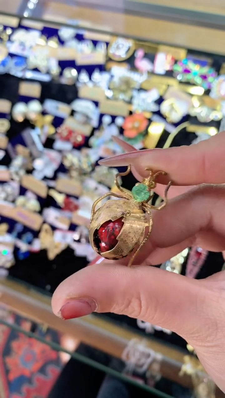 【闪购商品】瓷片楚楚中古珠宝甄选不退换