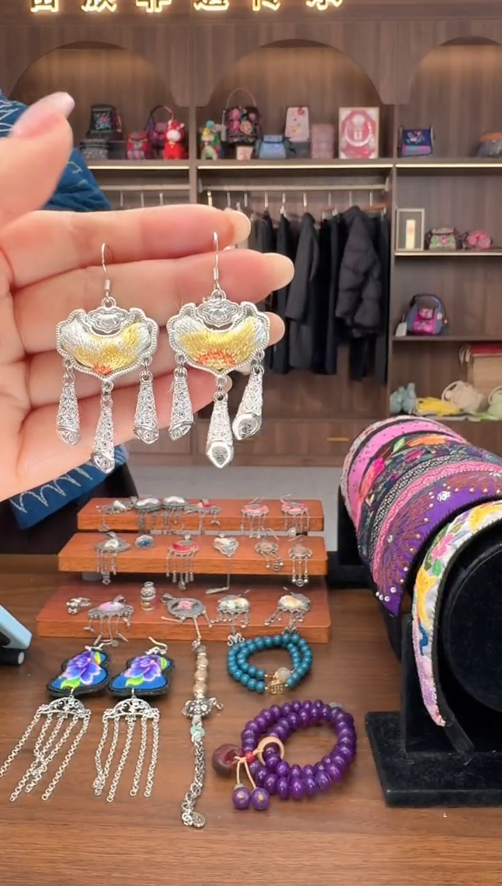 刺绣扶光苗绣传承9