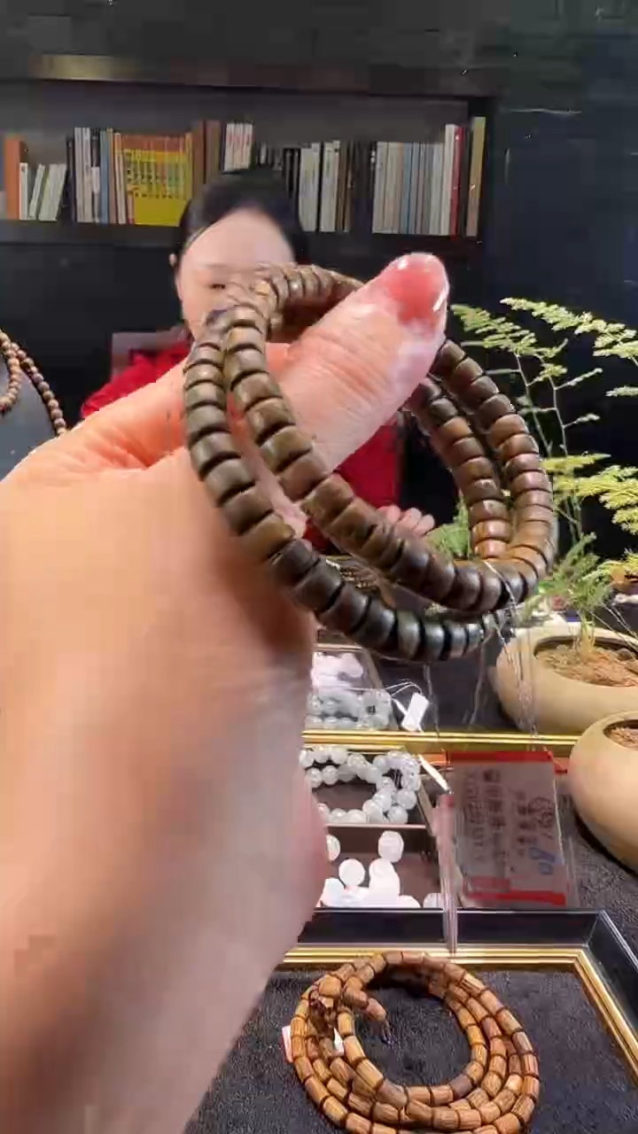 【闪购商品】维腊木（绿檀）无事牌天然实木绿檀手串