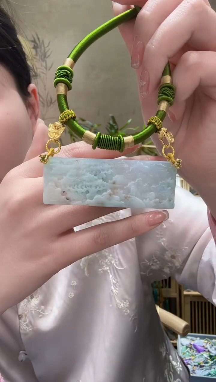 【闪购商品】翡翠颈饰未镶嵌吊坠