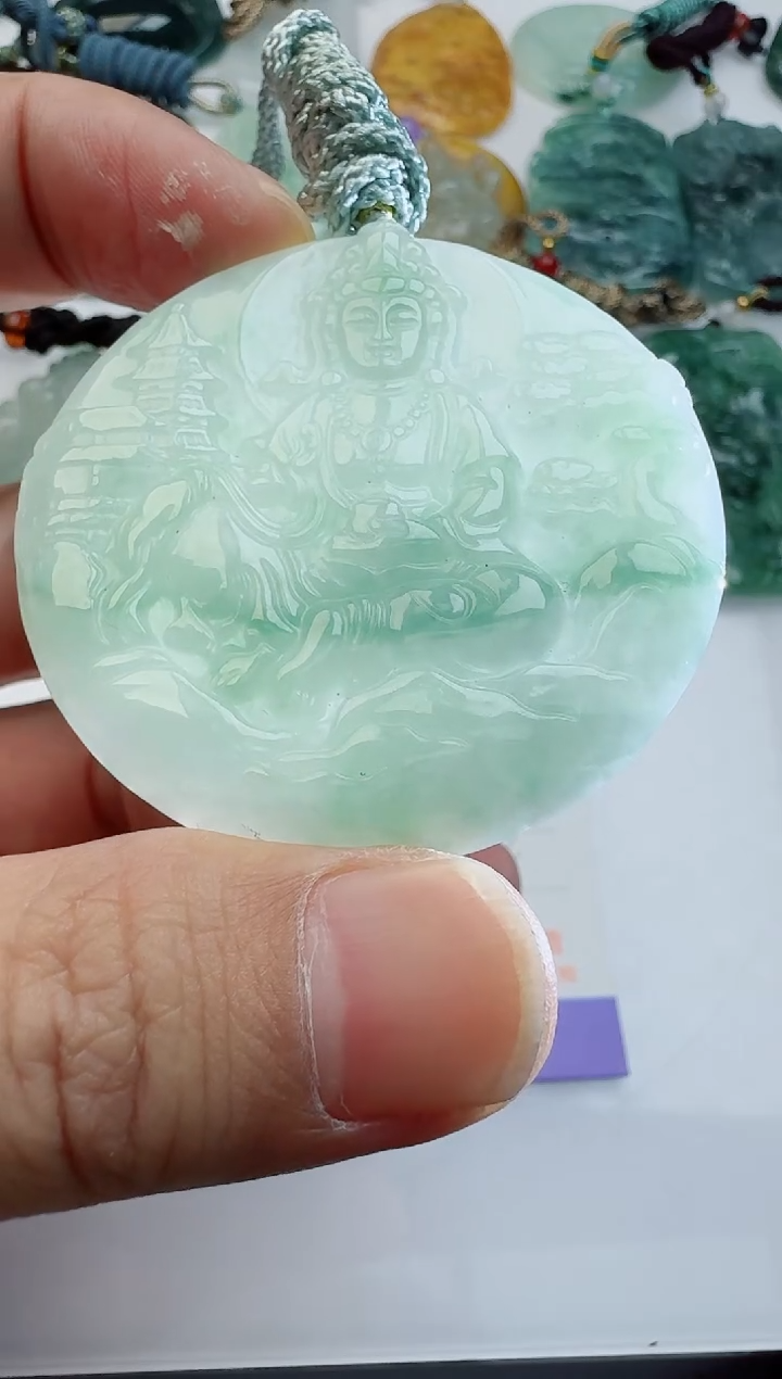 【闪购商品】翡翠吊坠(不含链)未镶嵌多样性随机发其一