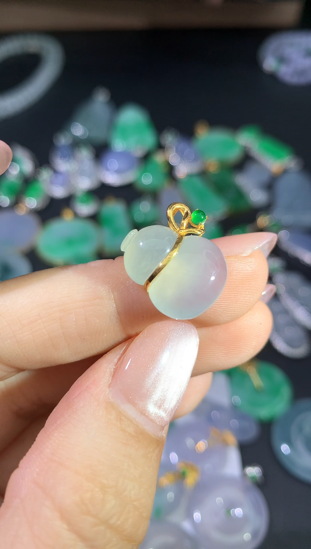 颈饰未镶嵌翡翠葫芦