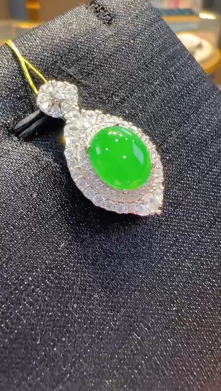 【闪购商品】翡翠吊坠(不含链)银S925镶嵌多样性发货一件