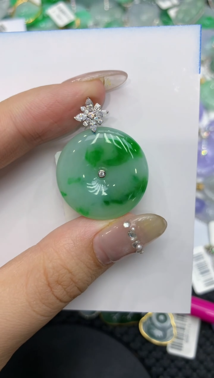 【闪购商品】翡翠颈饰18K金镶嵌222222222