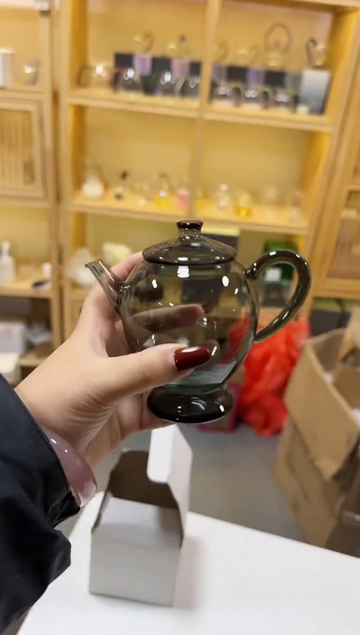 【闪购商品】逐梦烟灰色小壶单只339