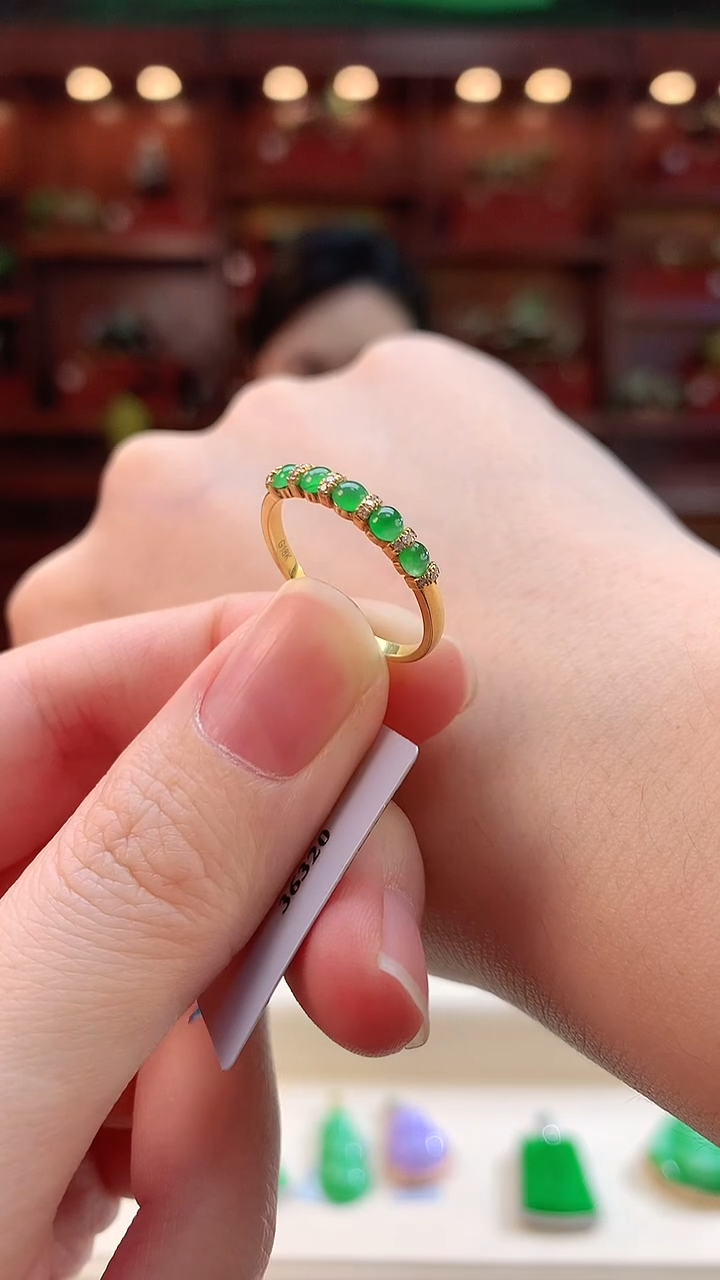 翡翠戒指18K金镶嵌赠礼盒证书 敏