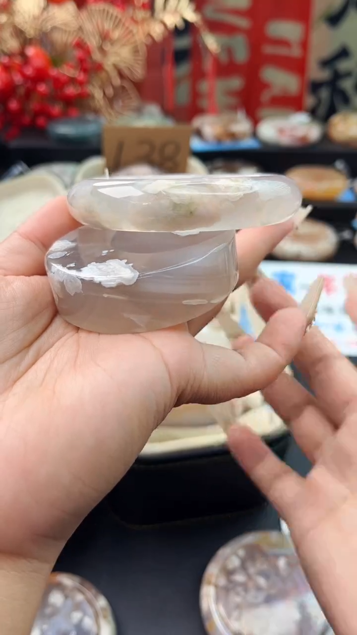 【闪购商品】石英质玉手镯未镶嵌赠送镯心（60圈口）