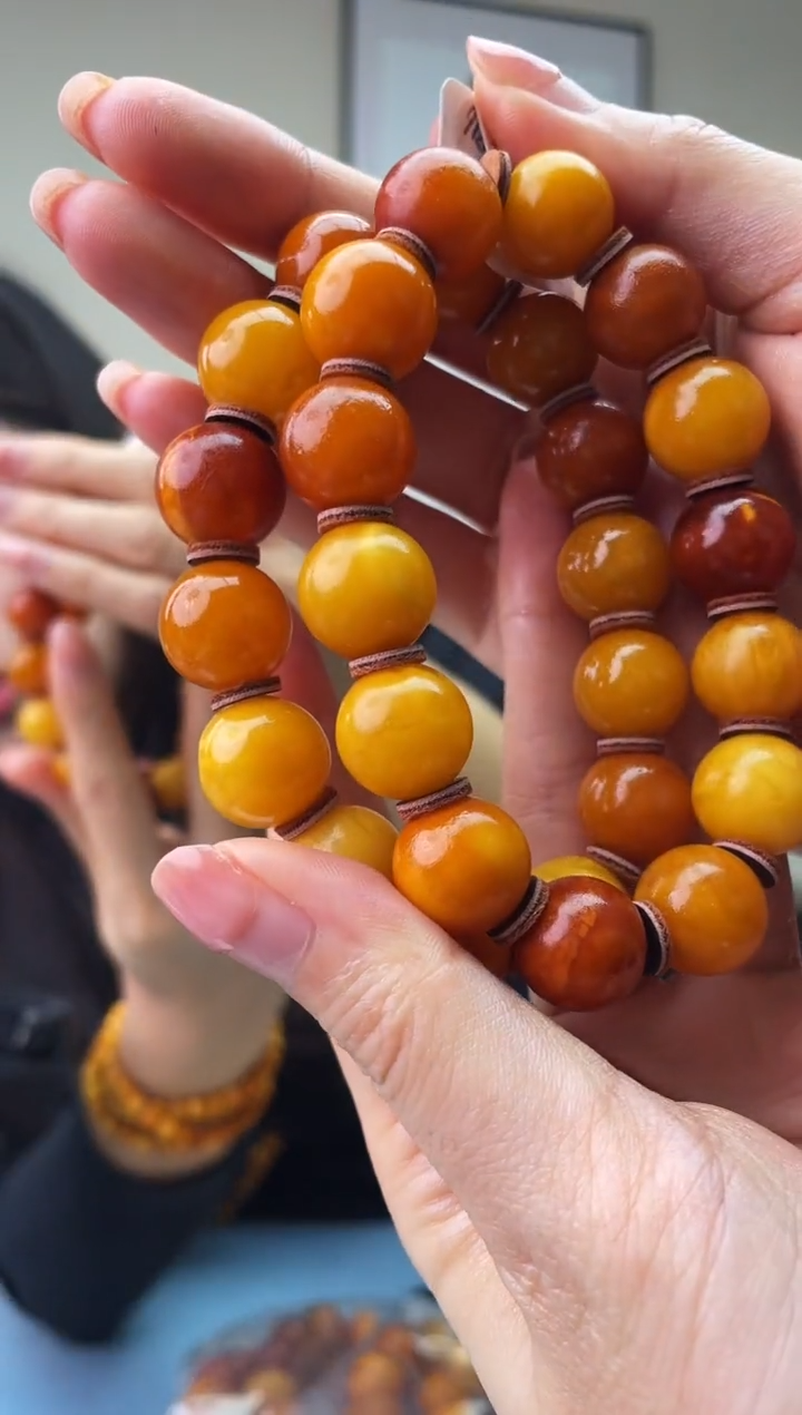 琥珀未镶嵌珠宝奇石T020 13微瑕假一罚十，多样性发一件