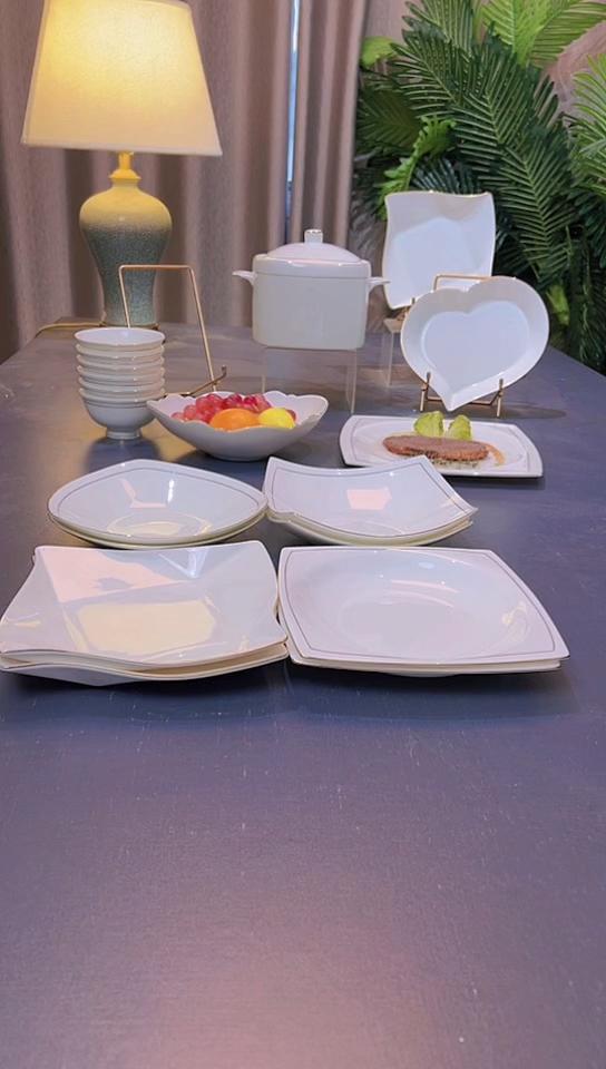 45%以上骨粉骨瓷8英寸天元贵龙三角折纸盘各2个