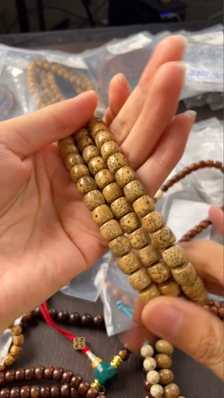 星月菩提吊坠精工级陈籽直切9*8长串