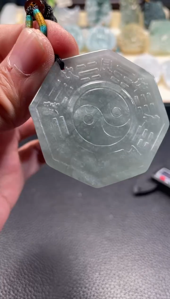 颈饰未镶嵌翡翠12/28/126