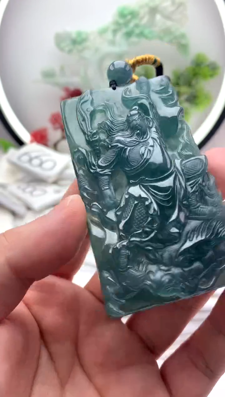 【闪购商品】翡翠颈饰未镶嵌关公