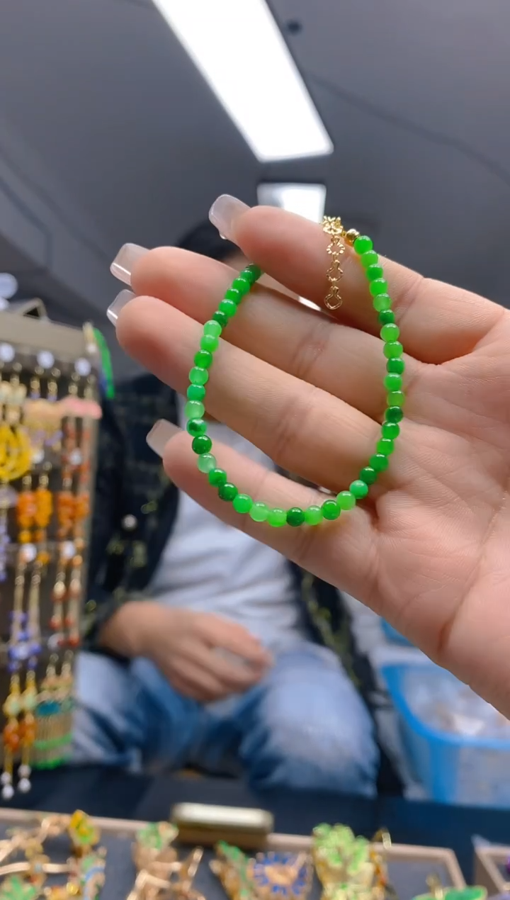 【闪购商品】翡翠耳饰合金502翡翠手链