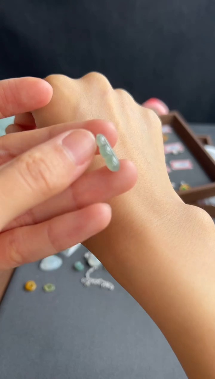 翡翠未镶嵌吊坠(不含链)322买断