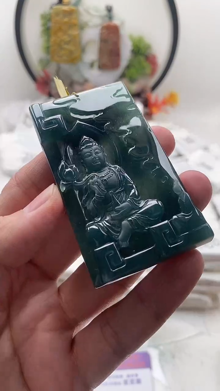 颈饰未镶嵌翡翠大势至