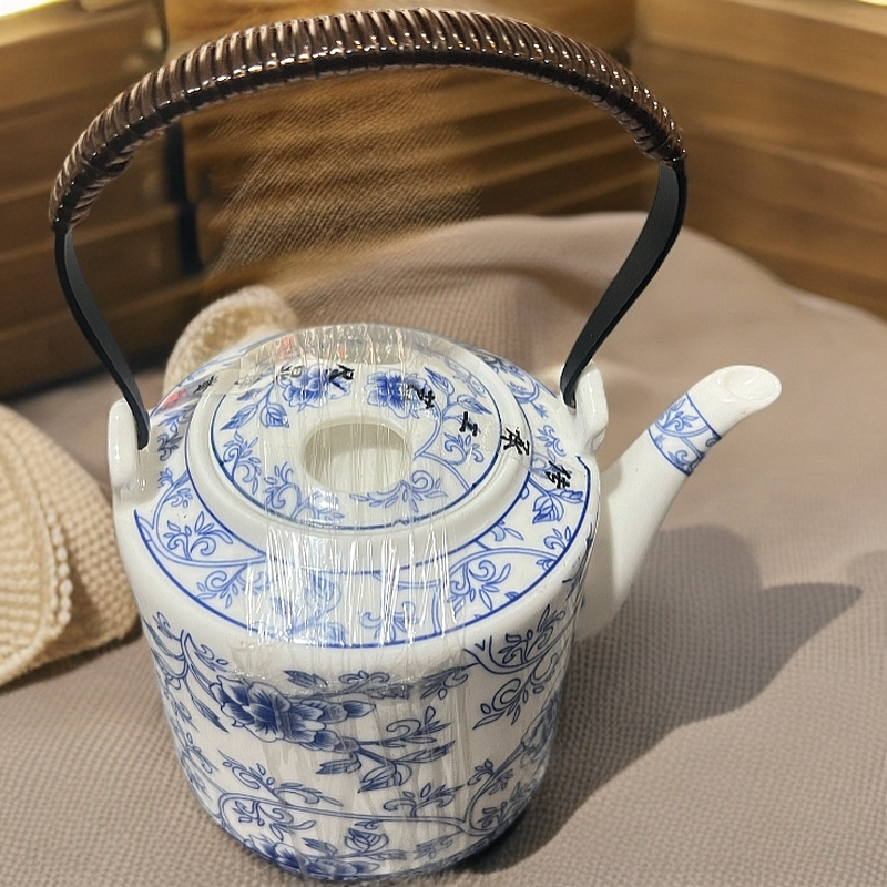 高端茶具青花提梁壶