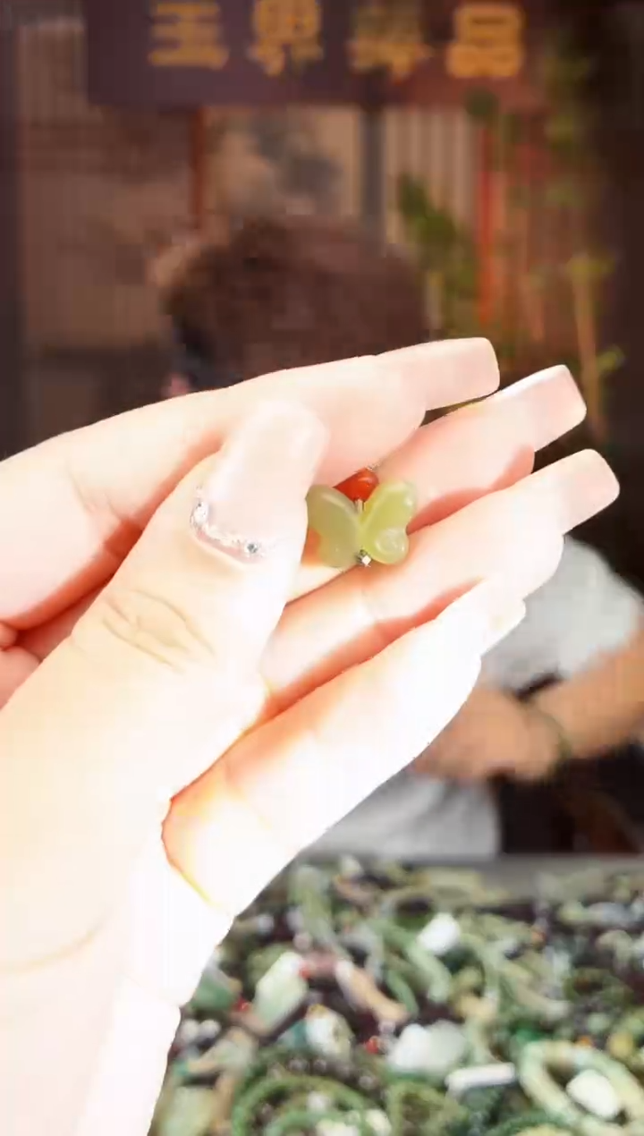 和田玉未镶嵌颈饰拍一发一