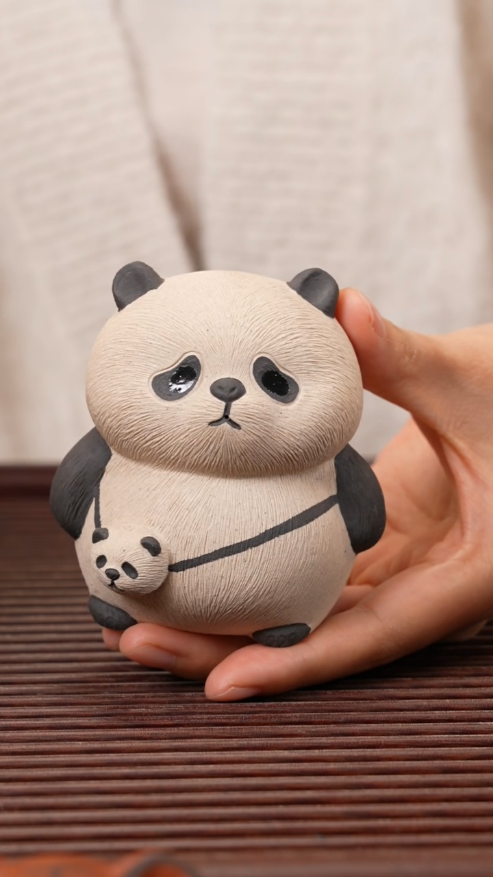 【闪购商品】紫砂茶宠背包熊猫