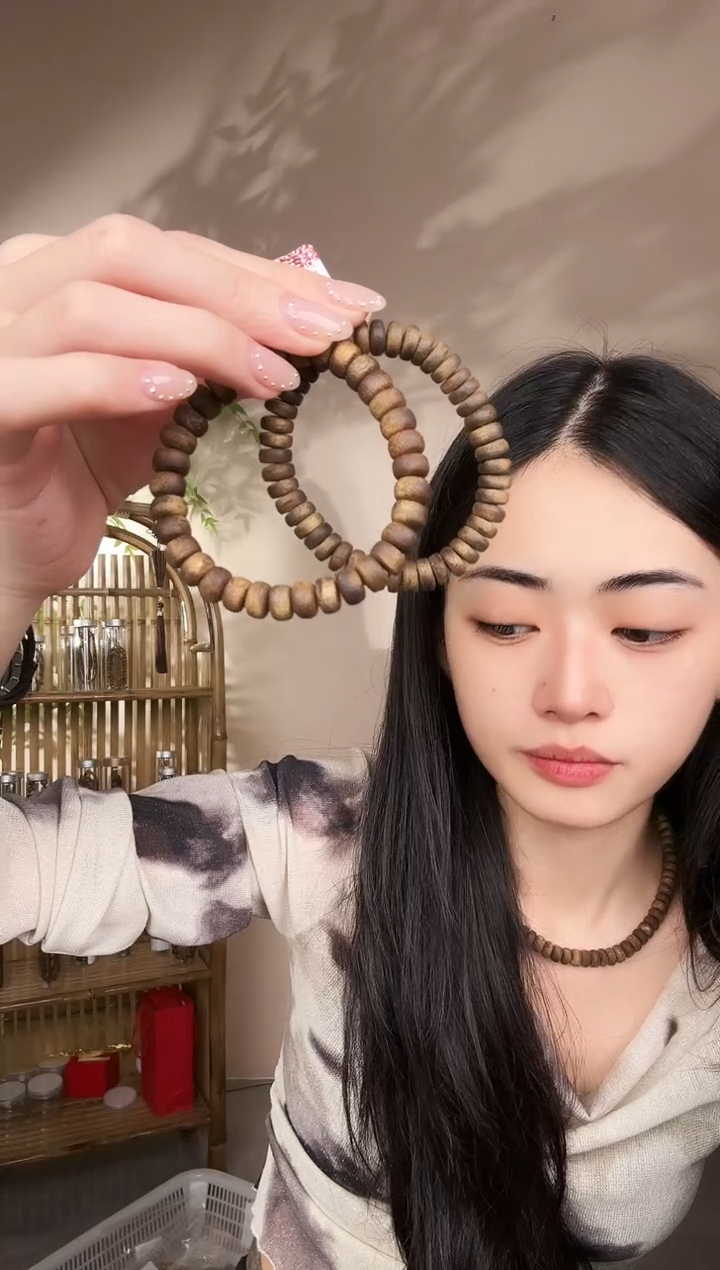 手串沉香九九沉乌身圆叶单圈1件多样性发货