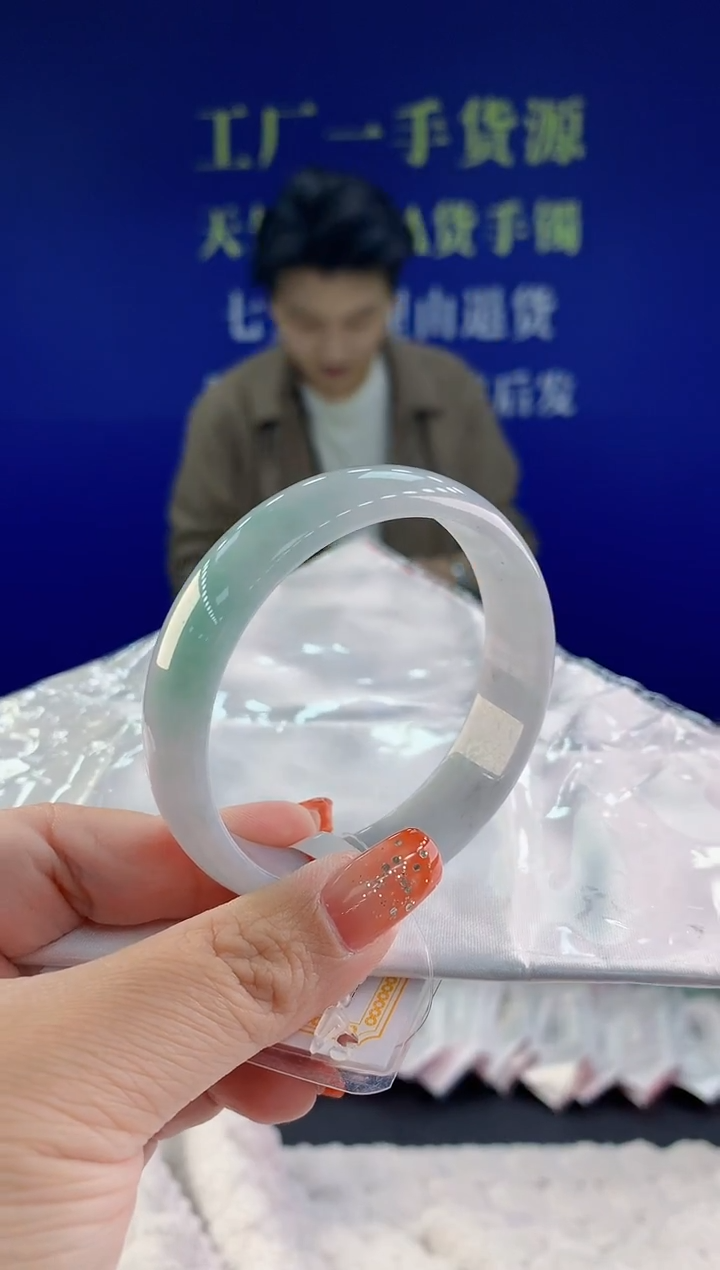 【闪购商品】翡翠手镯未镶嵌天然A货翡翠12