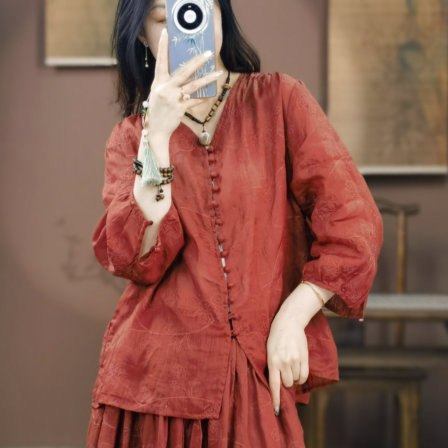 束心新中式女装新款文艺苎麻刺绣五分袖衬衫女V领纯色休闲上衣女