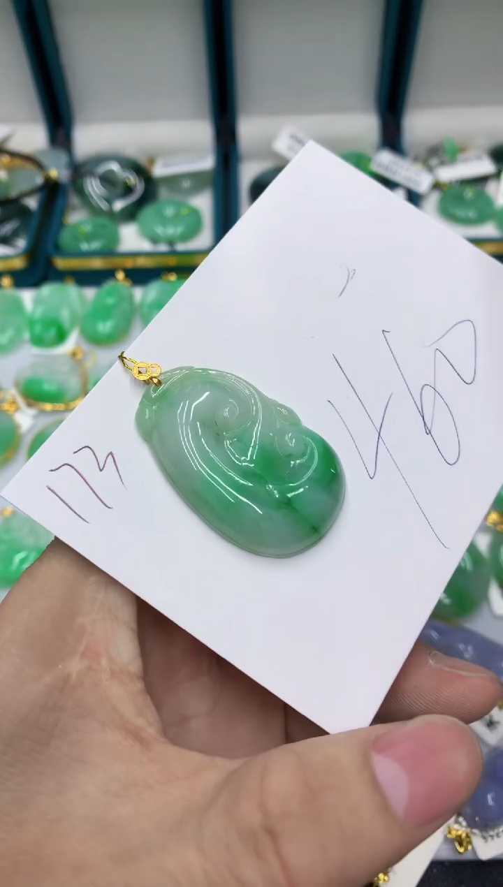【闪购商品】翡翠颈饰18K金镶嵌号链接11111
