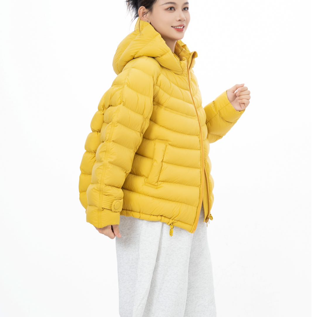 轻便短款森系休闲风羽绒服女士连帽法式少女风冬季保暖时尚宽松