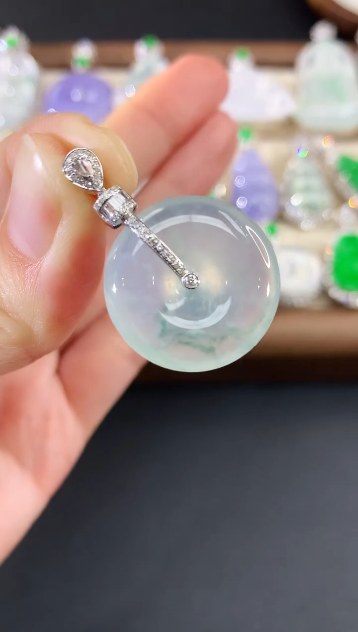 吊坠(不含链)18K金镶嵌翡翠232|7800