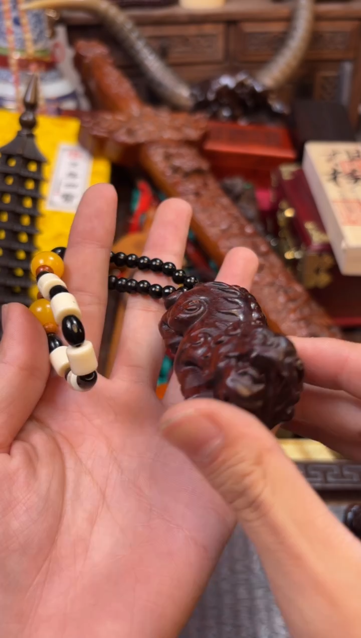 檀香紫檀（小叶紫檀）--------瓷--------