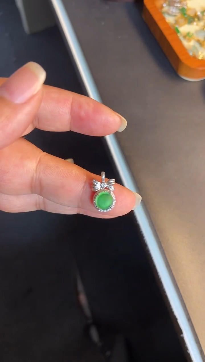 吊坠(不含链)银S925镶嵌翡翠1