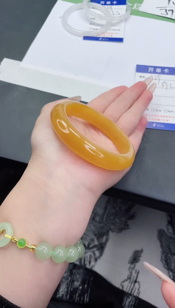【闪购商品】石英质玉未镶嵌手镯L329-59+